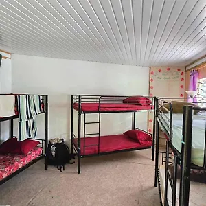 Auberge de jeunesse Alaroots Tahiti, Fa'a'ā